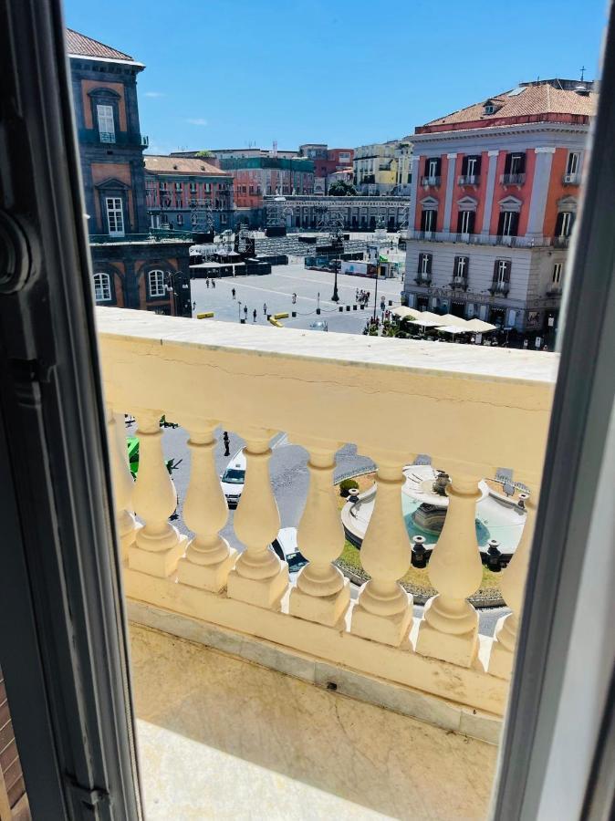Appartamento Sul Teatro San Carlo Nápoles Exterior foto
