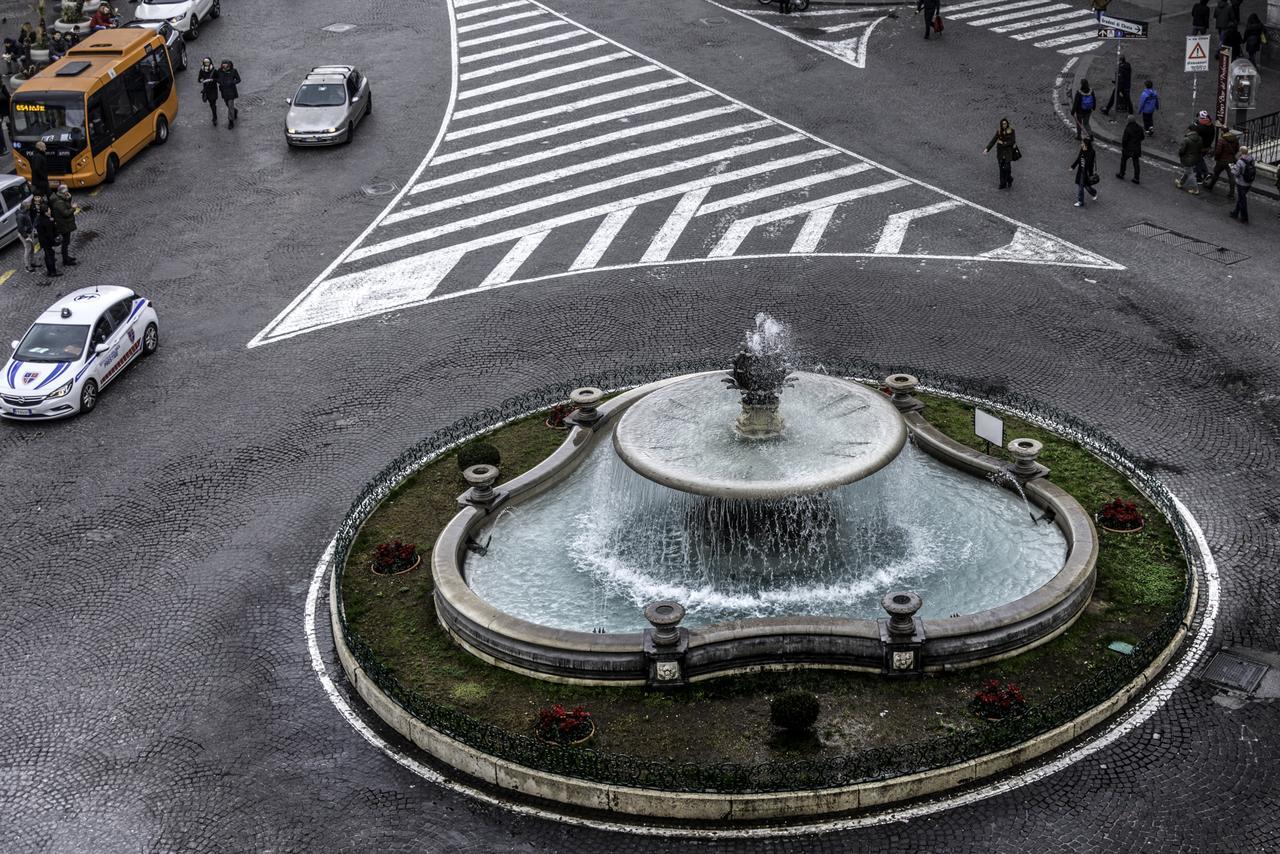Appartamento Sul Teatro San Carlo Nápoles Exterior foto